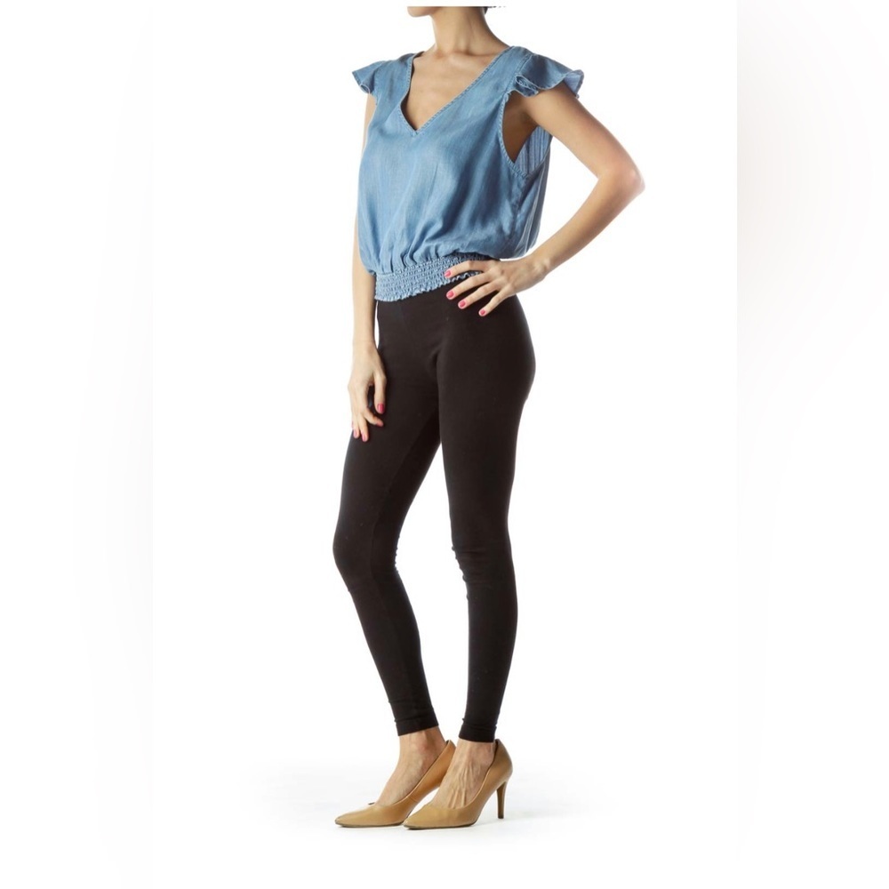 Francesca’s Blue Rain V Neck Chambray Ruched Waist Short Cap Sleeve Size Small - Picture 2 of 8